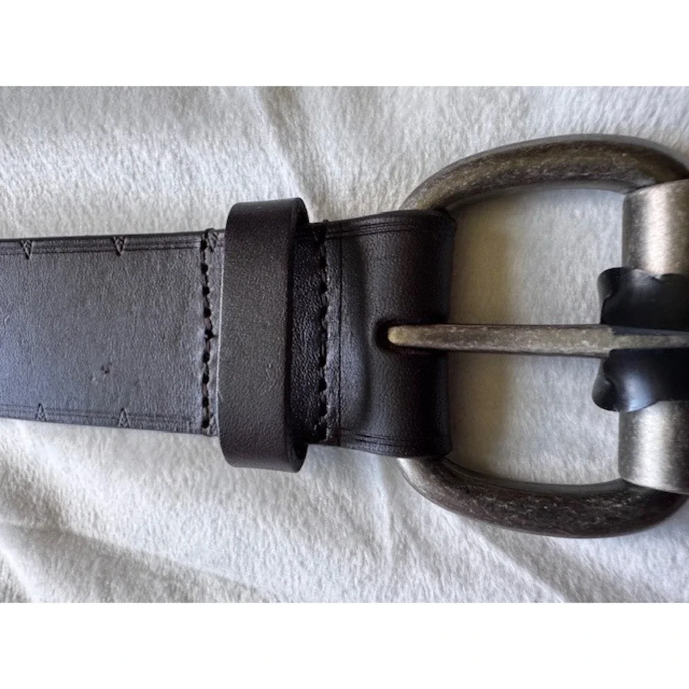 Starting Point Mens Black Genuine Leather Belt 34 Antiqued Silver Buckle